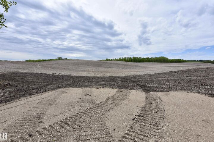 RR 84U Twp Rd 563 — photo 1