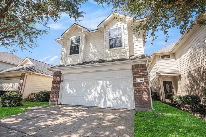 Property Photo:  12935 Garlenda Lane  TX 77034 