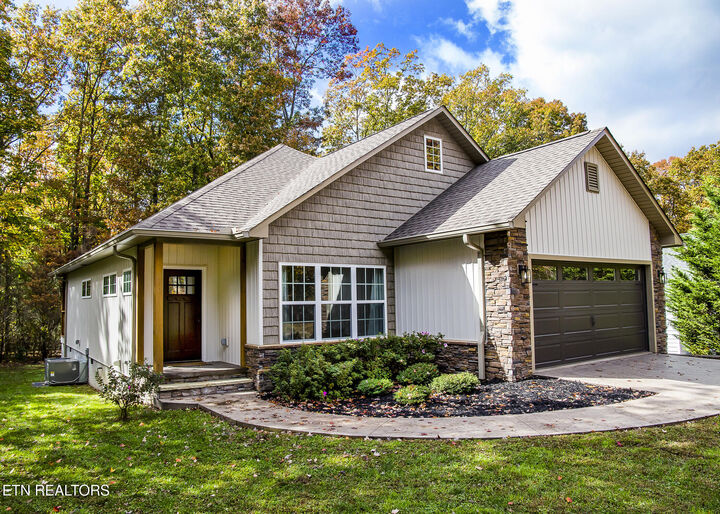 Property Photo:  15 Hickory Cove Lane  TN 38558 