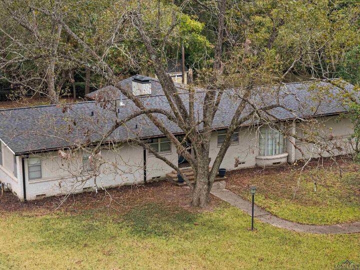 Property Photo:  208 Wildwood  TX 75662