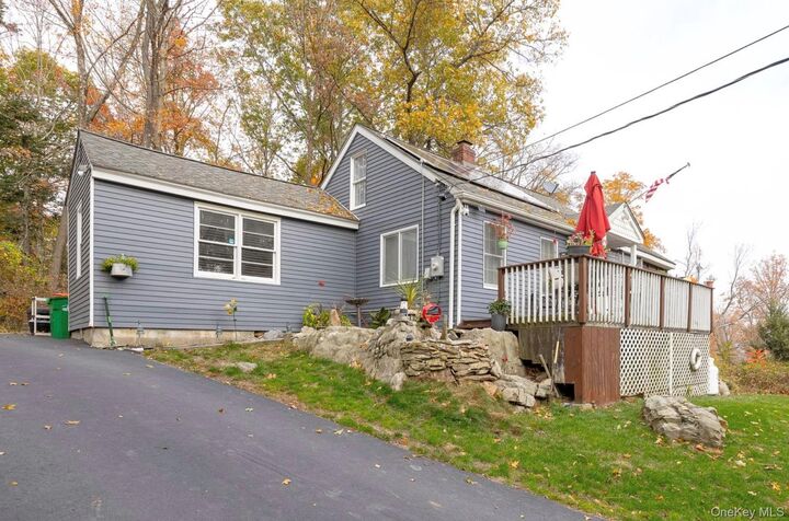 Property Photo:  85 W Hook Road  NY 12533