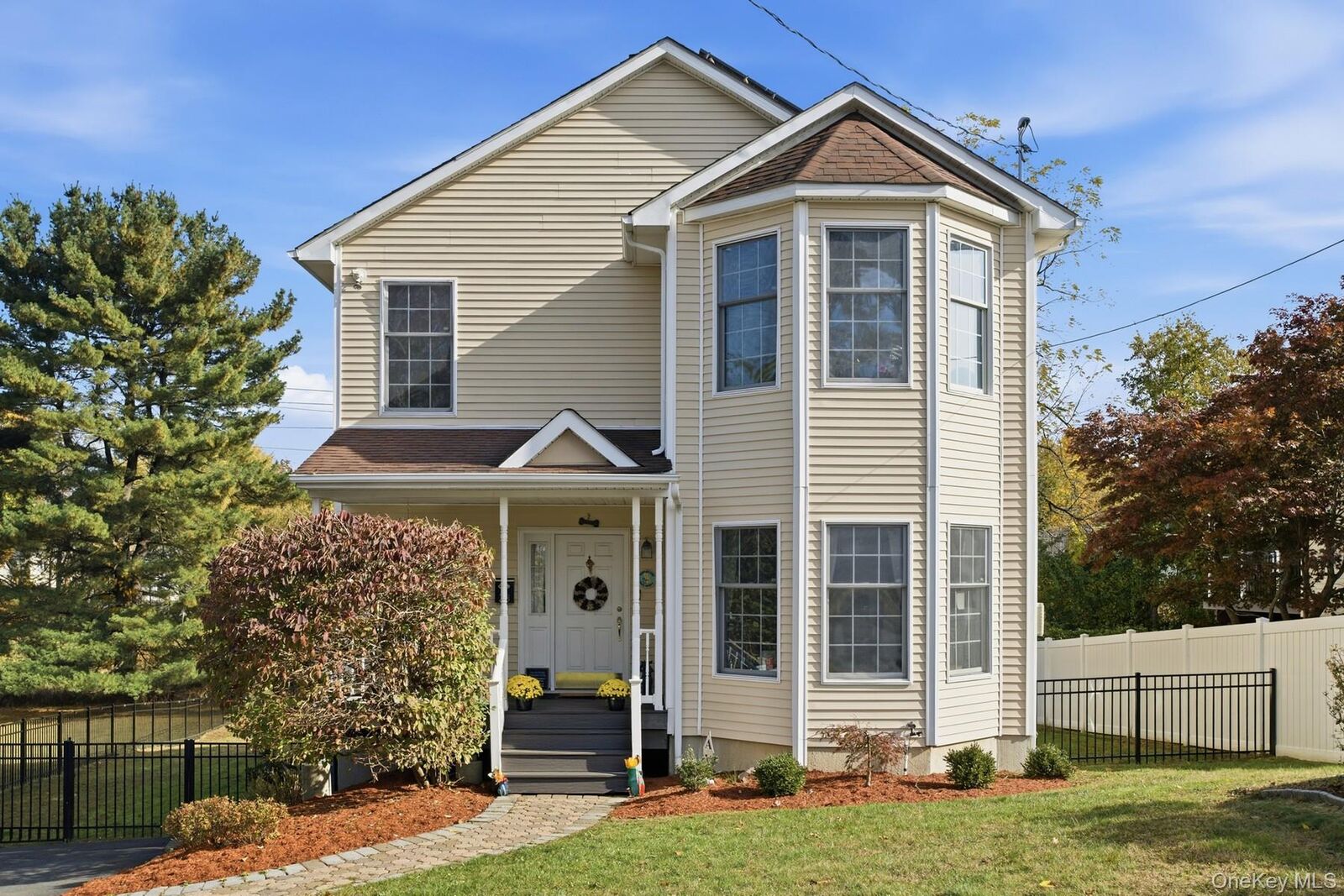 Property Photo:  28 Hewitt Street  NY 10923 