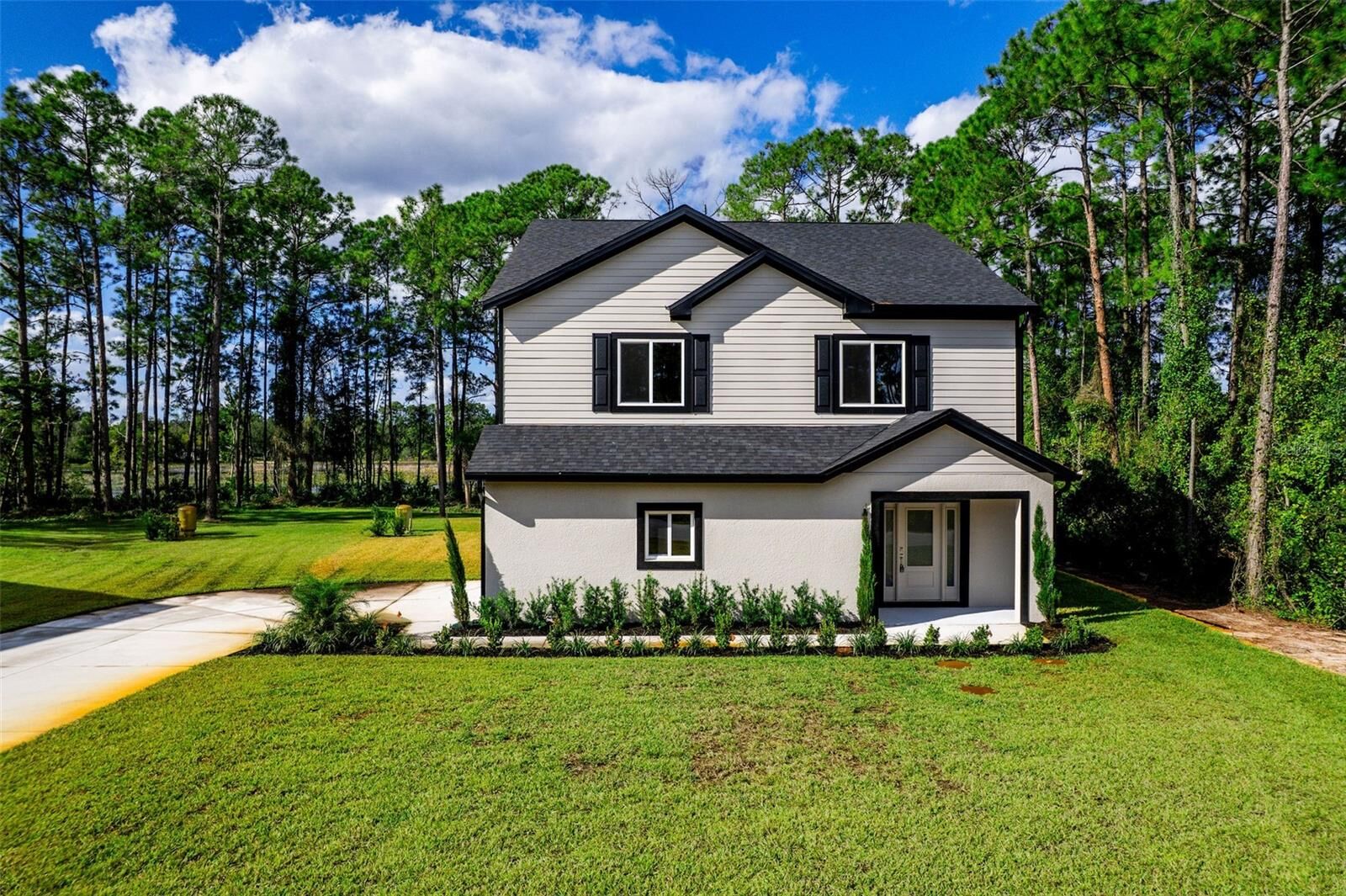 Property Photo:  310 Mitnik Drive  FL 32738 