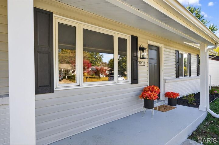 Property Photo:  2907 Lyme Street  MO 63301 