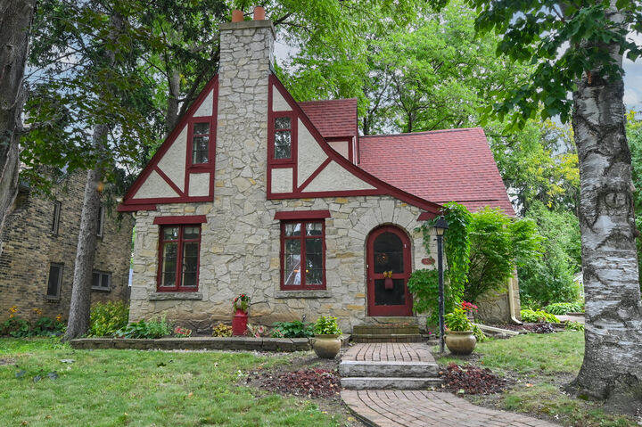 Property Photo: 1624 N 69th St WI 53213