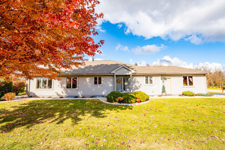 W174n8125 Shady Ln  Menomonee Falls WI 53051 photo