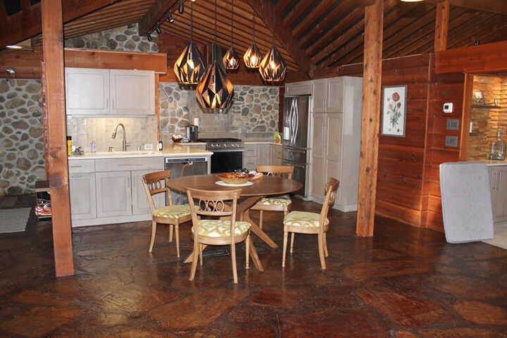 Property Photo: 436 Thomas Rd WI 53183