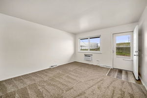 Property Photo:  369 Greenbay Avenue 369  IL 60409 
