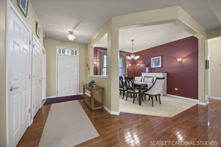 Property Photo:  
