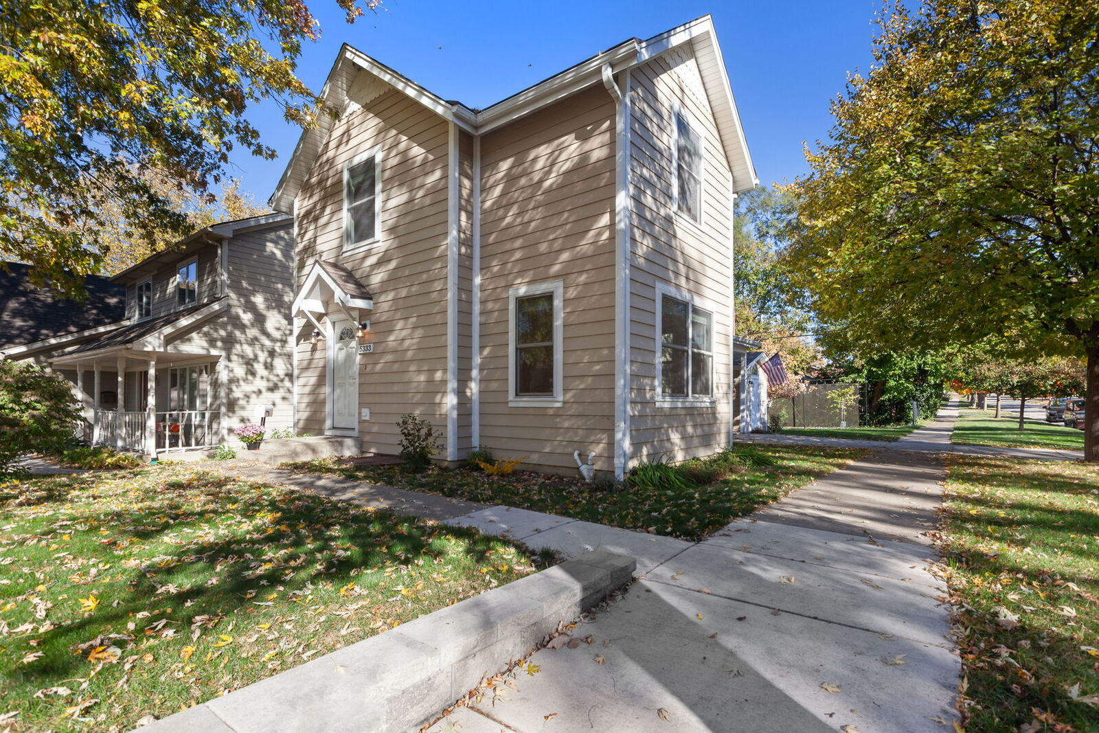 Property Photo:  5333 Fairview Avenue  IL 60515 