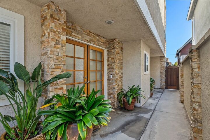 Property Photo:  17081 5th  CA 90742