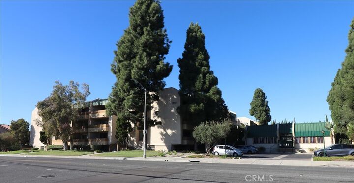 Property Photo:  12121 Centralia Street 111  CA 90715 