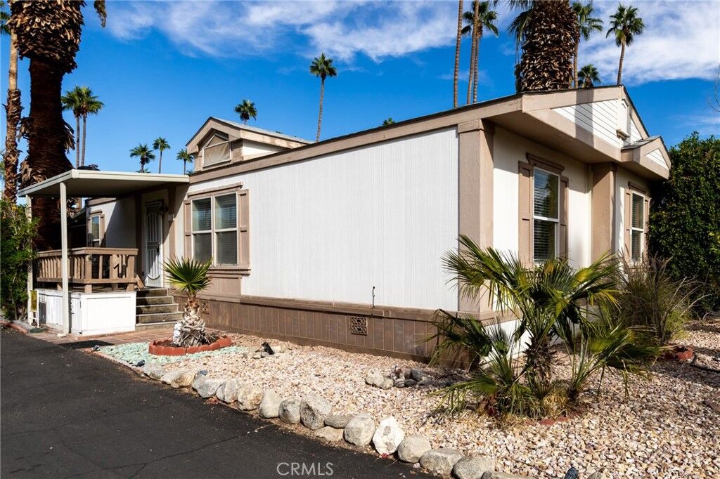 Property Photo: 145 Morocco Street 145 CA 92264