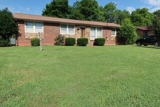 Property Photo: 4025 Kings Cir TN 37218