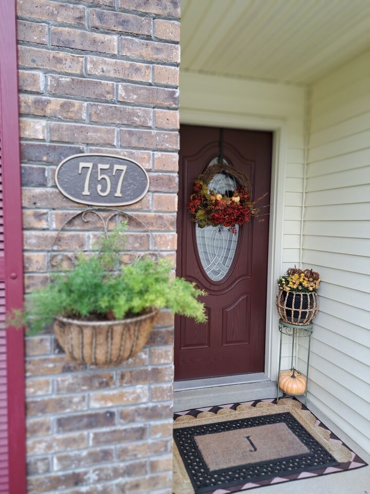 Property Photo:  757 Cloud Dr  TN 37043 