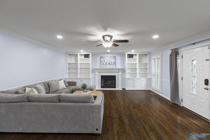 Property Photo:  1209 Kennamer Drive SE  AL 35801