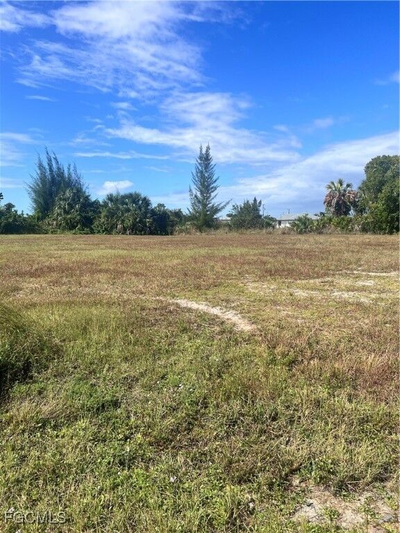 Property Photo: 3348 NE 19th Avenue FL 33909