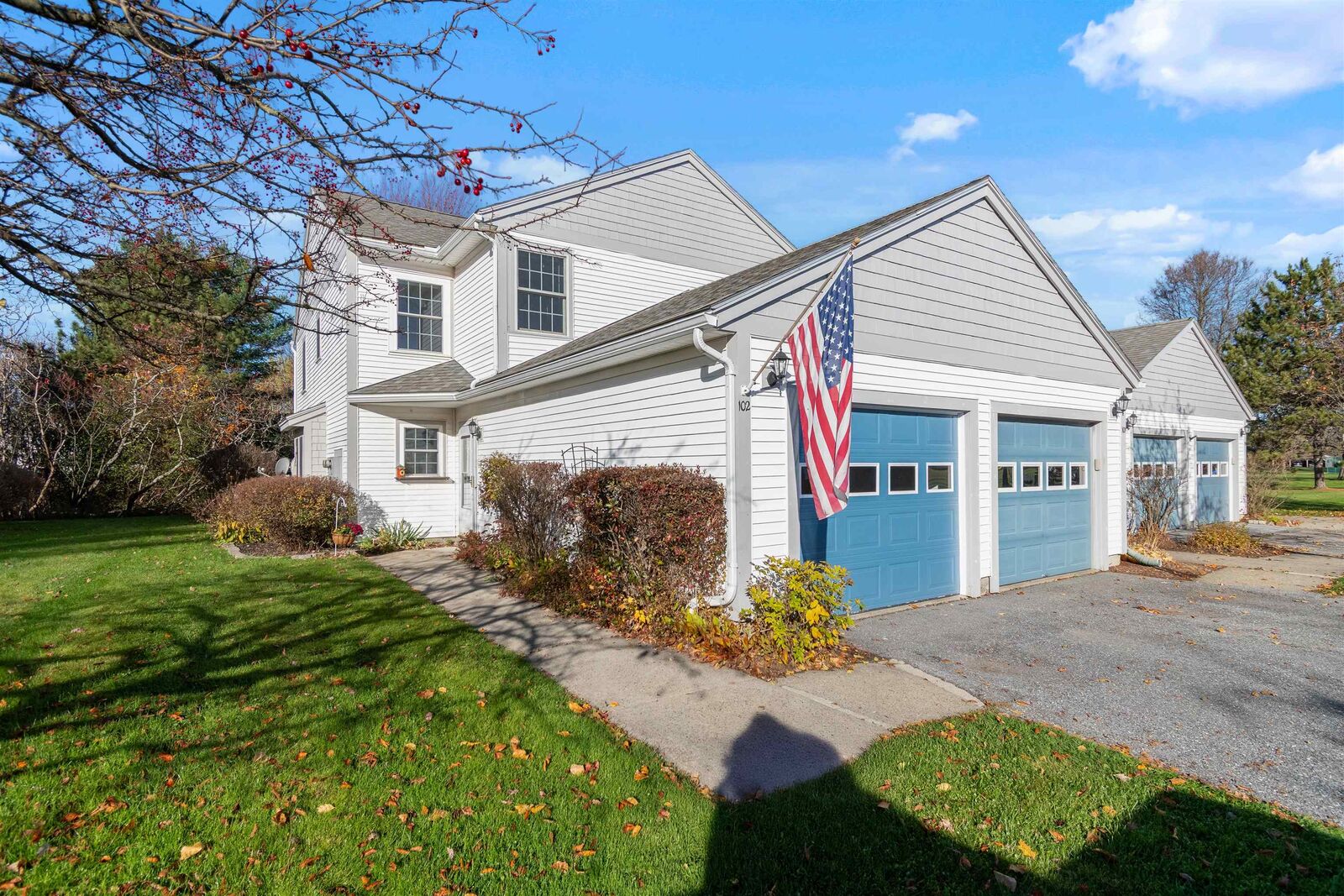 Property Photo: 102 Saybrook Road VT 05452