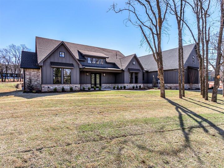 Property Photo: 12800 Hidden Trail OK 73007