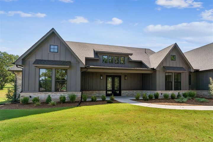 Property Photo:  12800 Hidden Trail  OK 73007 