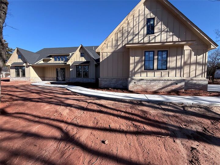 Property Photo: 12800 Hidden Trail OK 73007