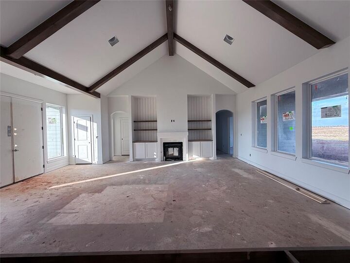 Property Photo:  2692 S May Avenue  OK 73044 