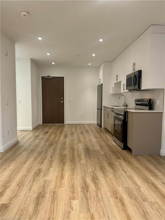 Property Photo: 525 New Dundee Road 421 ON N2P 0K8