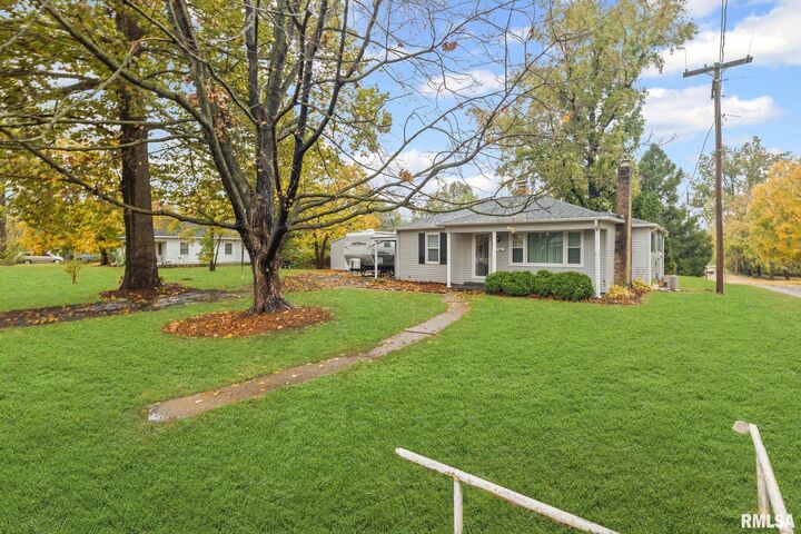 Property Photo:  444 N Marion Street  IL 62801 