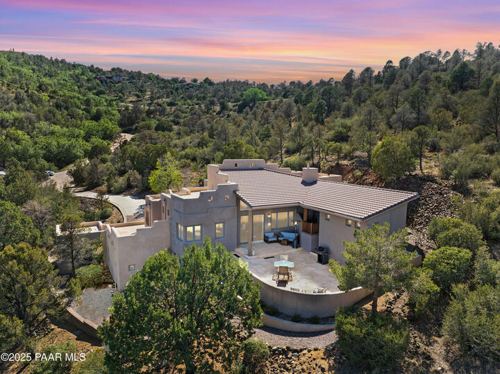 Property Photo:  628 W Lee Boulevard  AZ 86303