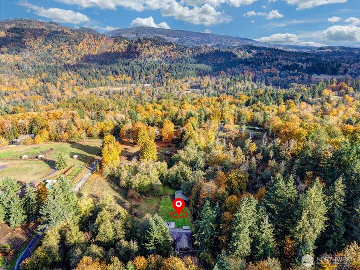 17628  252nd Avenue SE  Maple Valley WA 98038 photo