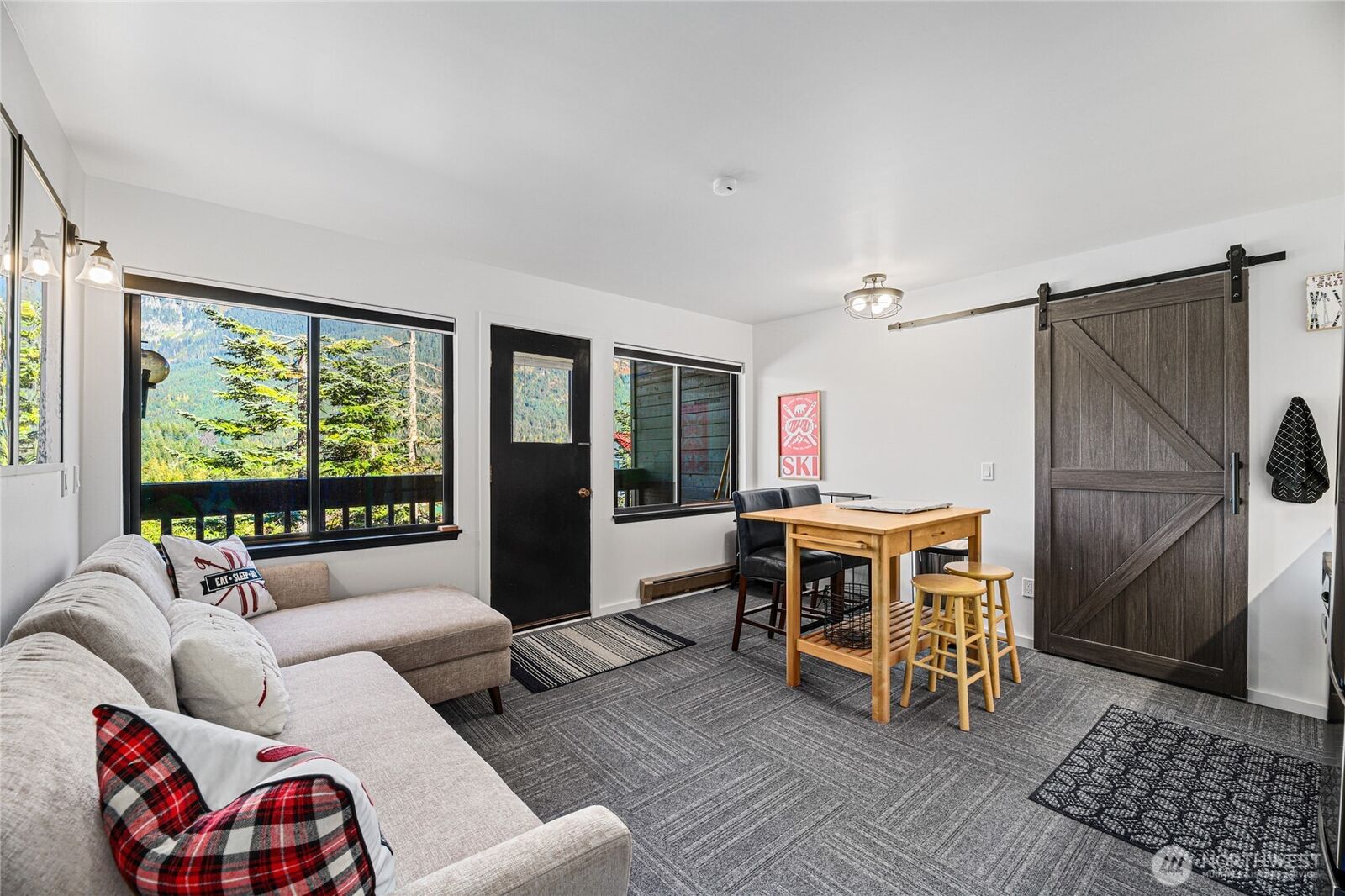 Property Photo: 223 Hyak Drive E 622 WA 98068