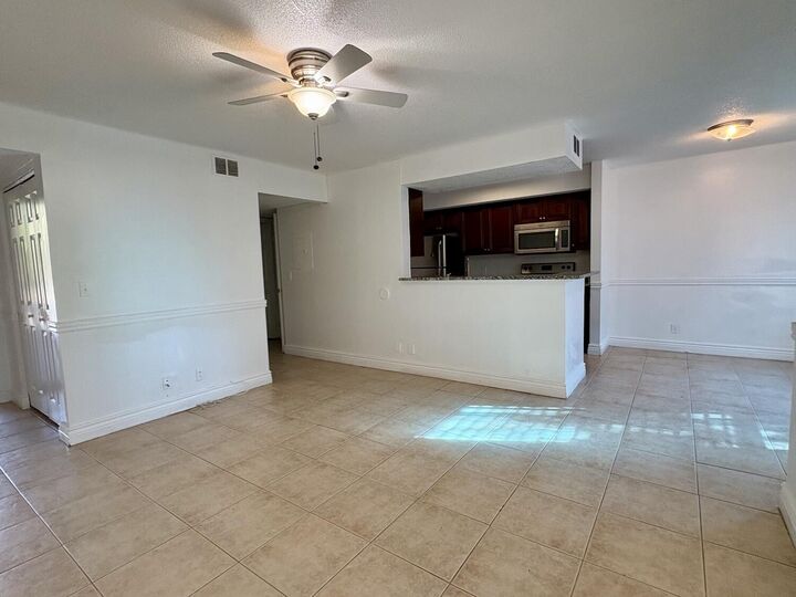 Property Photo:  815 W Boynton Beach Boulevard 4-102  FL 33426