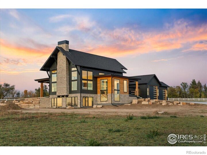 Property Photo:  42260 Waterford Hill Way  CO 80524 