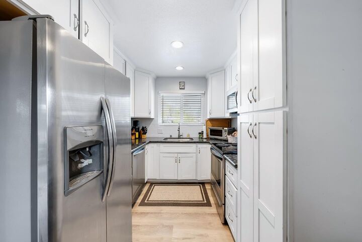 Property Photo:  117 Verde Court  CA 95032 