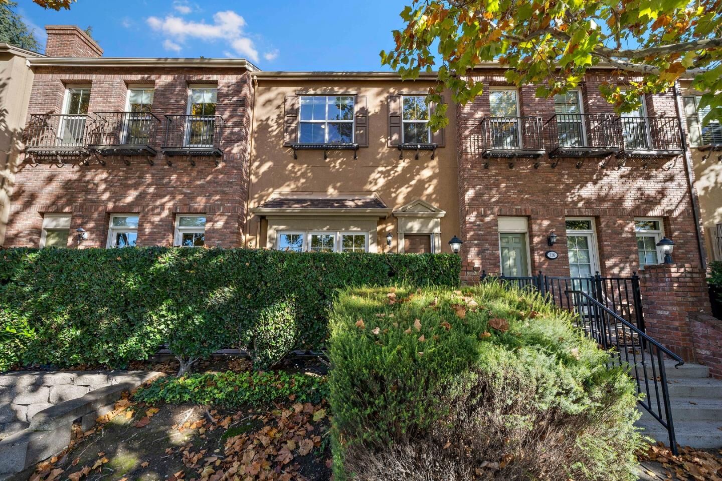 Property Photo: 124 Sunol Street CA 95126