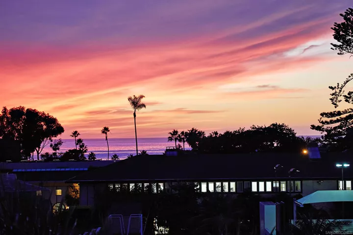 Property Photo:  718 Silver St  CA 92037