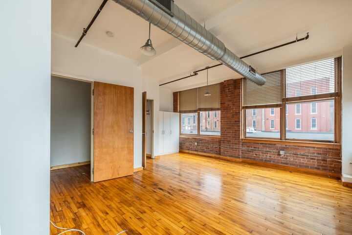 Property Photo:  325 Lafayette Street 8102  CT 06604 