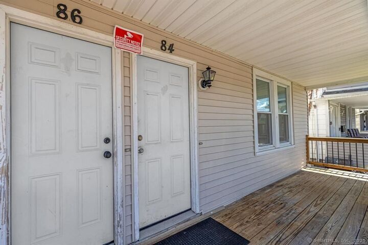 Property Photo:  84 Dewey Street  CT 06605