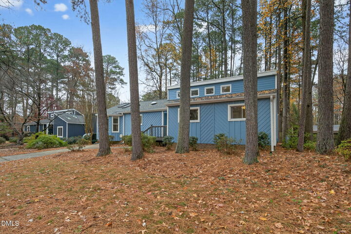 Property Photo:  507 Holtz Lane  NC 27511 