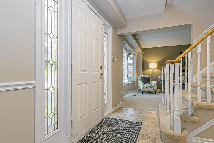 Property Photo:  124 John Bowser Crescent  ON L3Y 7P1 