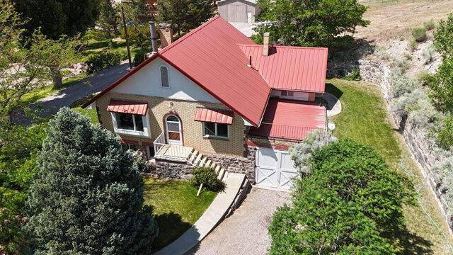 Property Photo: 110 N 400 E UT 84730