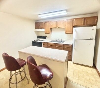 Property Photo: 40 Race St Race St 2D PA 15665