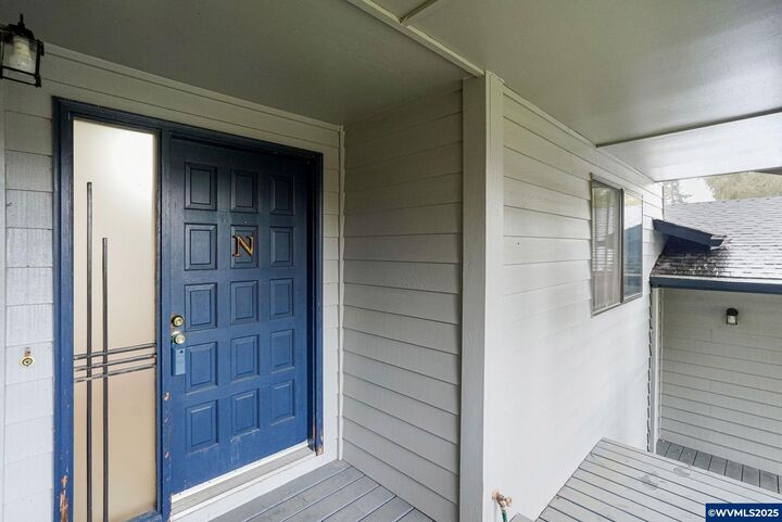 Property Photo:  3623 Myrla Ct S  OR 97302 