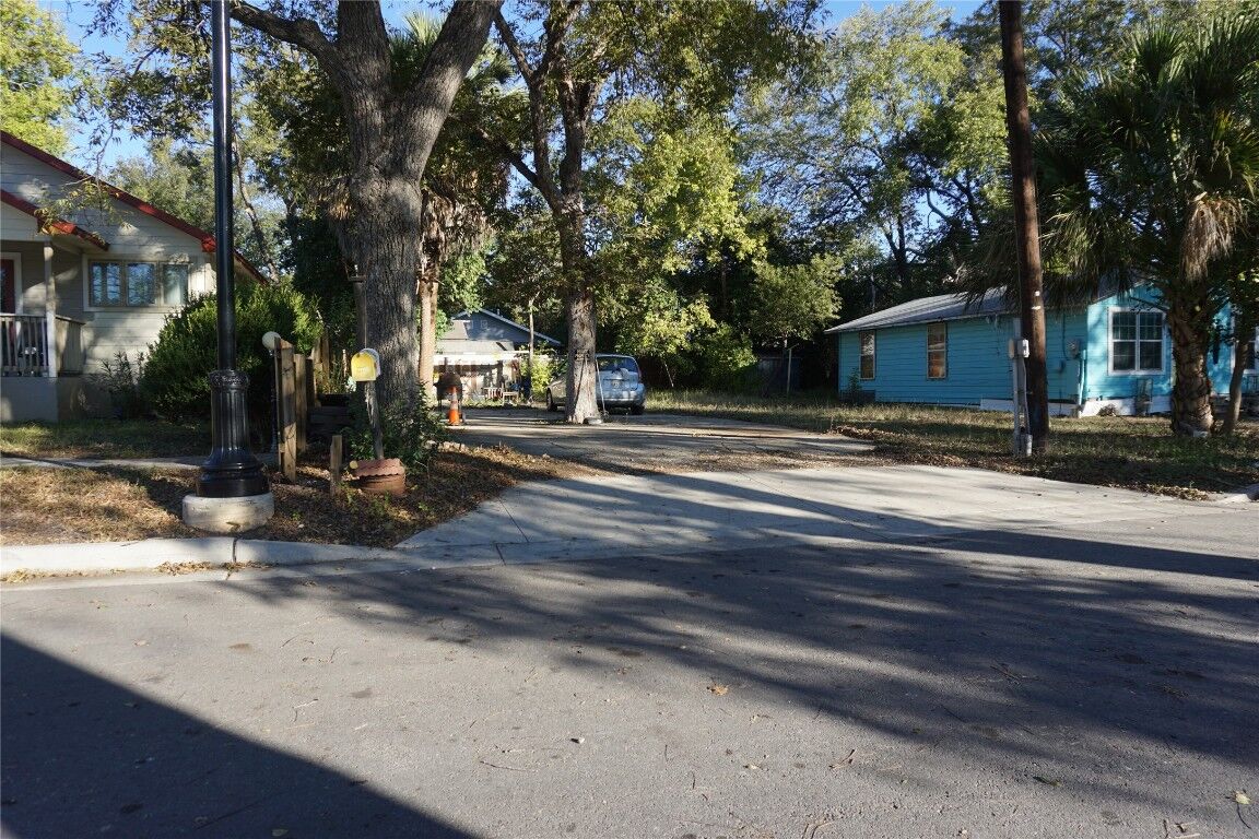 Property Photo:  328 Wavell Street  TX 78666 