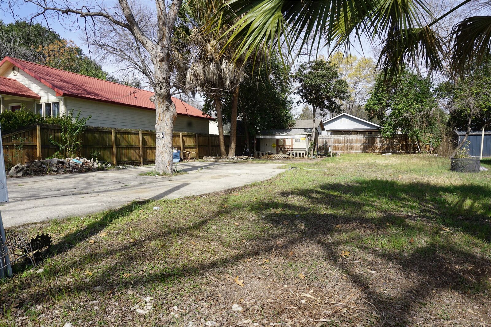Property Photo: 328 Wavell Street TX 78666