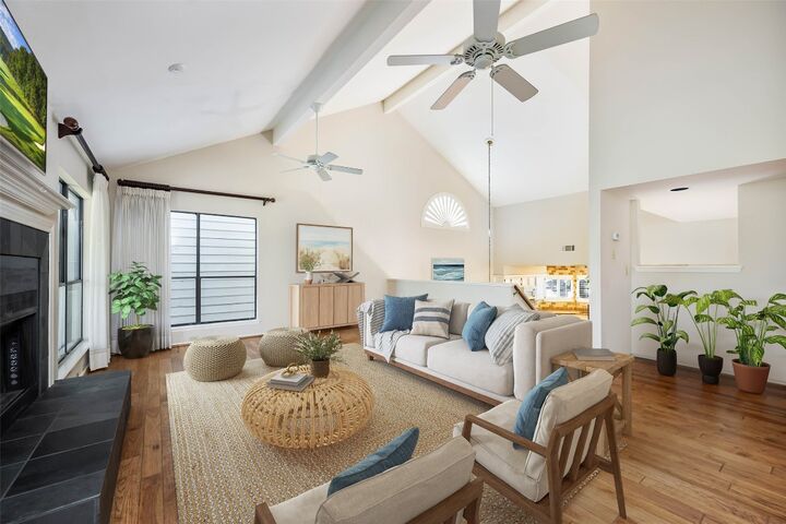 Property Photo:  5 Cypress Point  TX 78676 