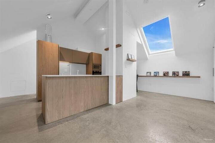 Property Photo: 829 Keefer Street 3 BC V6A 1Y8