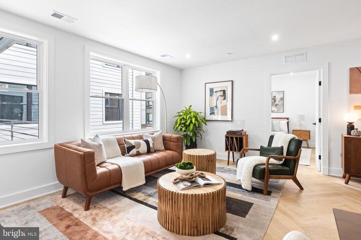 Property Photo: 1124 Florida NE 210 DC 20002