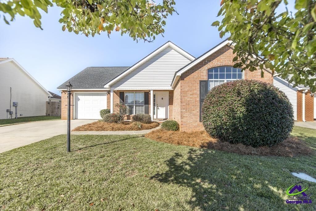 Property Photo: 122 Halidon Drive GA 31088