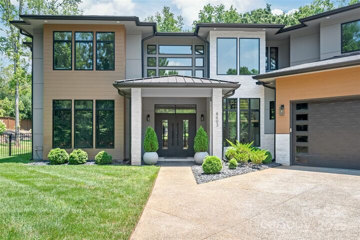 Property Photo:  8403 Sarsfield Court  NC 28173 